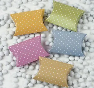 Italian-Made Dotted Favor Packet