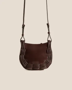 PINAR CROSSBODY BAG / BROWN