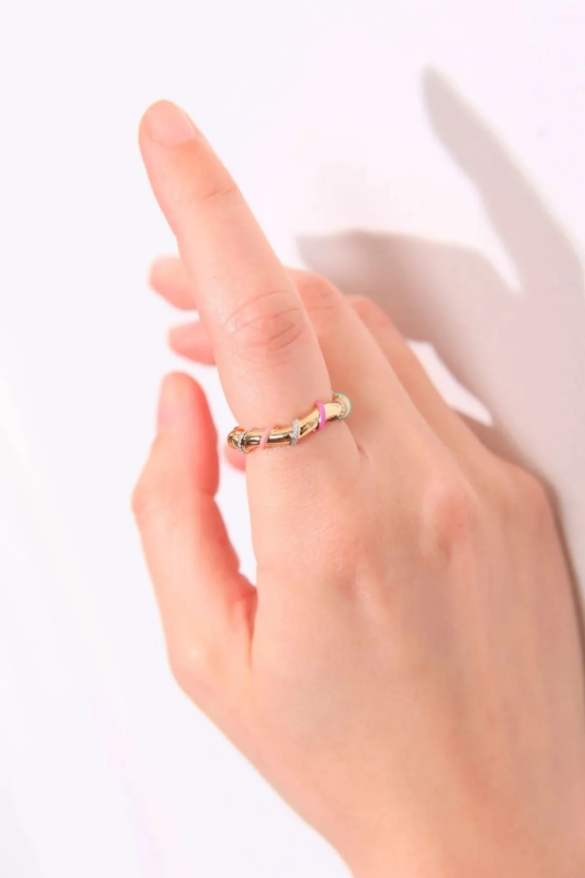 Yvonne Léon Twisted Rainbow Ring - Yellow Gold Multi